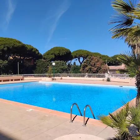 Апартаменты Port Avec Piscine Йер