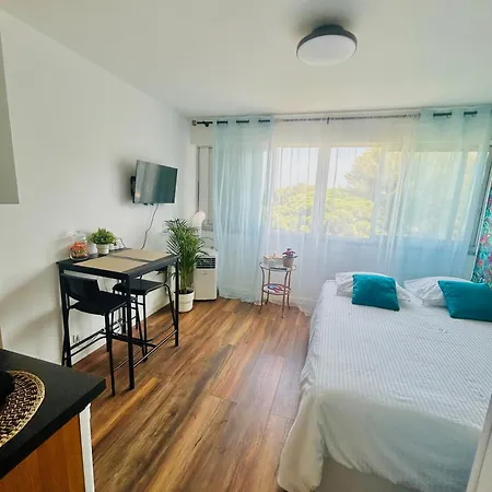 Port Avec Piscine Апартаменты